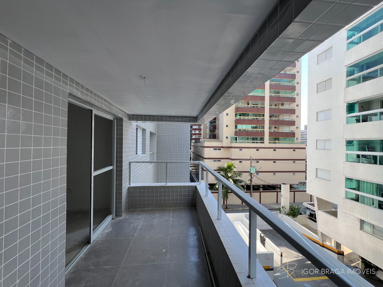 APARTAMENTO EM CONTRUÇÃO, AMPLO E LAZER COMPLETO