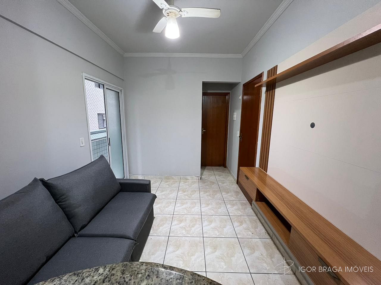 BELÍSSIMO APARTAMENTO, AMPLO E LAZER COMPLETO