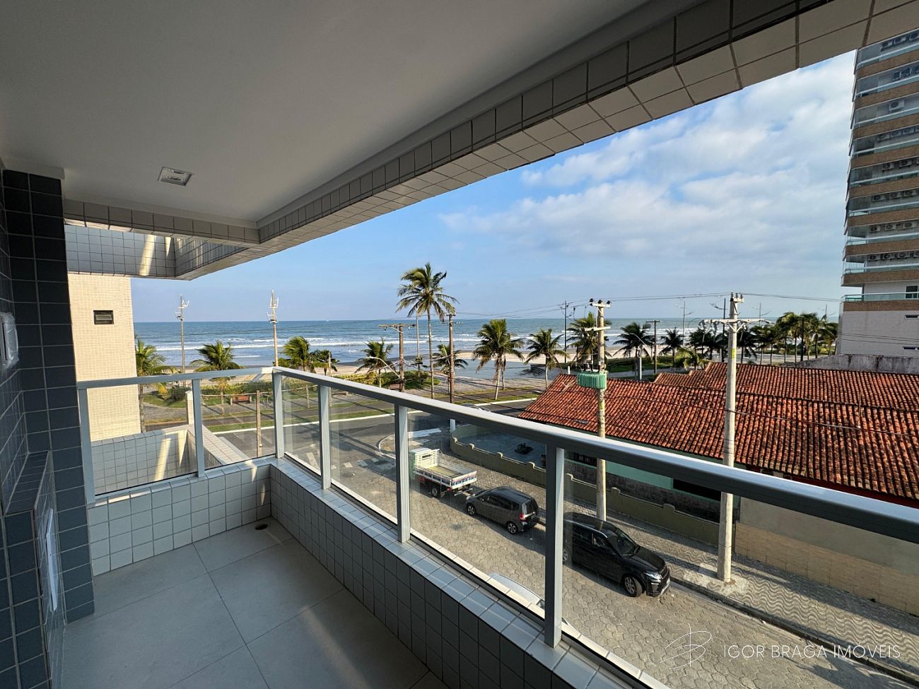 APARTAMENTO COM VISTA MAR E LAZER COMPLETO
