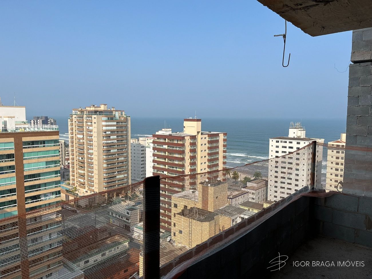 EXCELENTE APARTAMENTO, FINO ACABAMENTO E LAZER COMPLETO