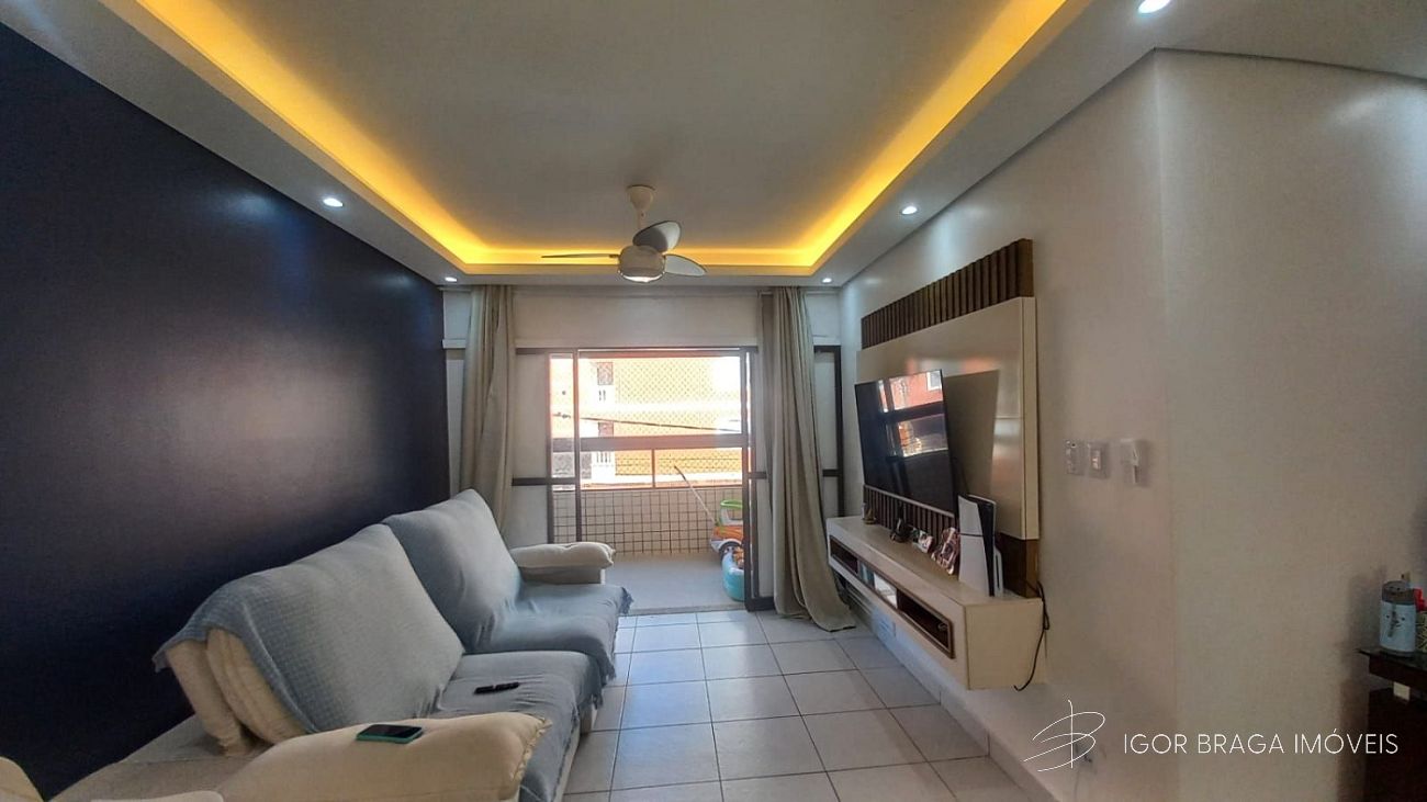 BELÍSSIMO APARTAMENTO, AMPLO E ÀREA DE LAZER