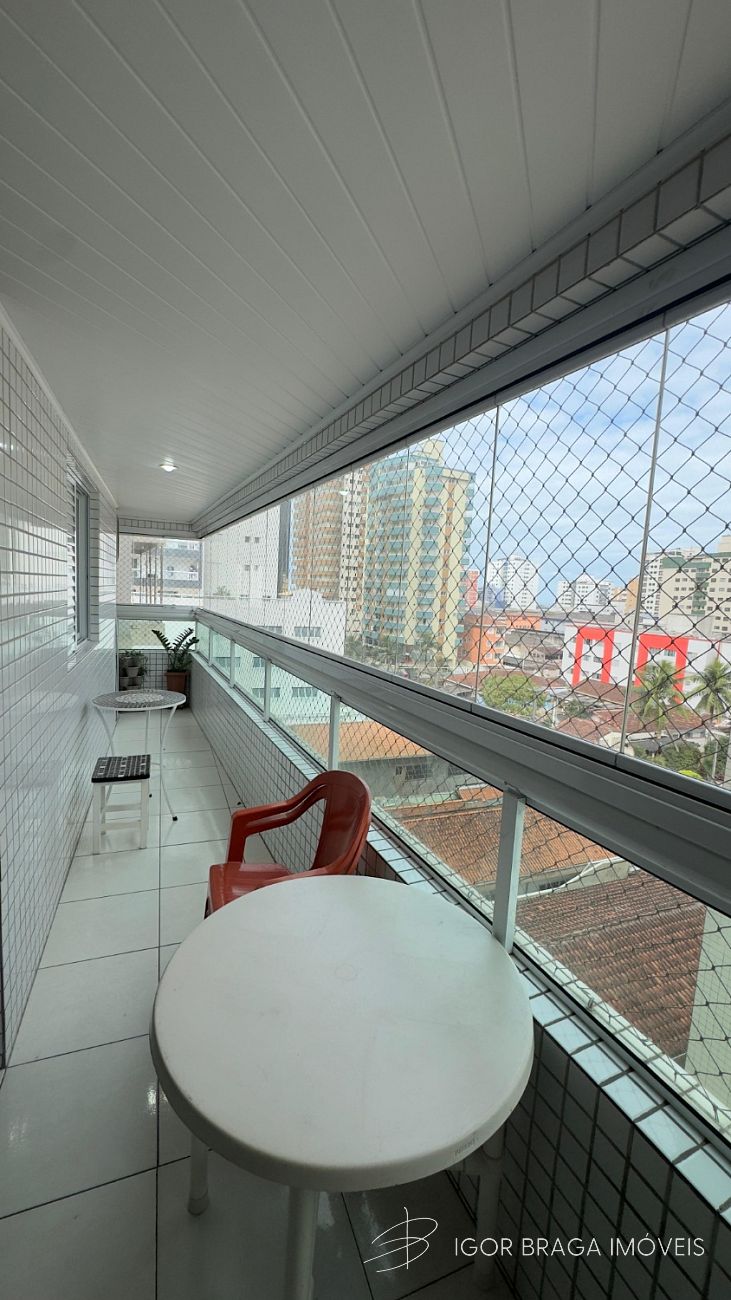 EXCELENTE APARTAMENTO, À 250M DO MAR LAZER COMPLETO