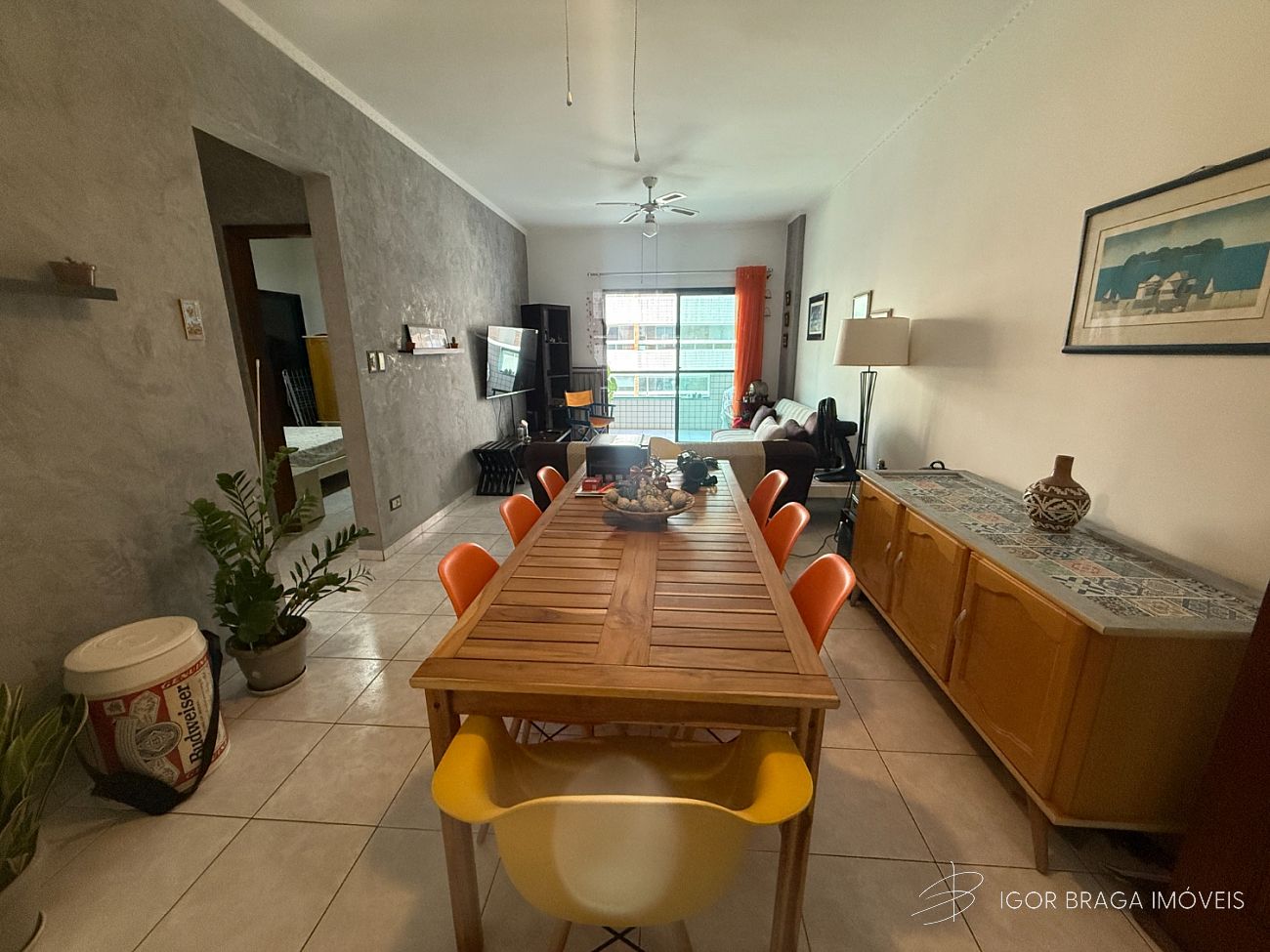 EXCELENTE APARTAMENTO, AMPLO E ÀREA DE LAZER