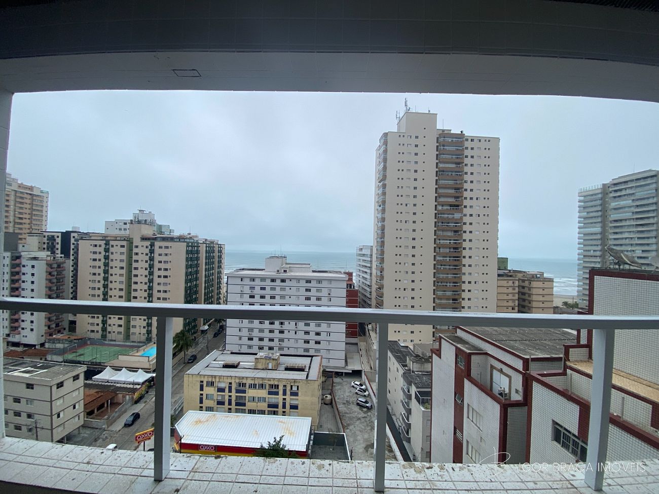 EXCELENTE CONSTRUÇÃO, AMPLO E LAZER COMPLETO