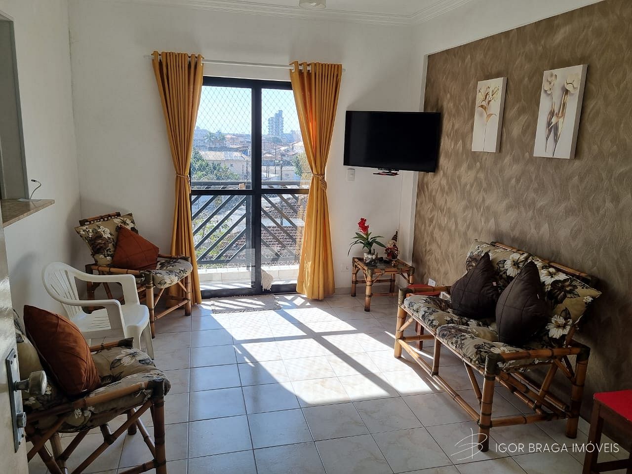 BELIÍSSIMO APARTAMENTO, 500 METROS DA PRAIA  LAZER COMPLETO