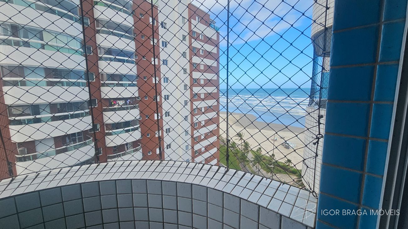APARTAMENTO A 50M DO MAR E LAZER COMPLETO