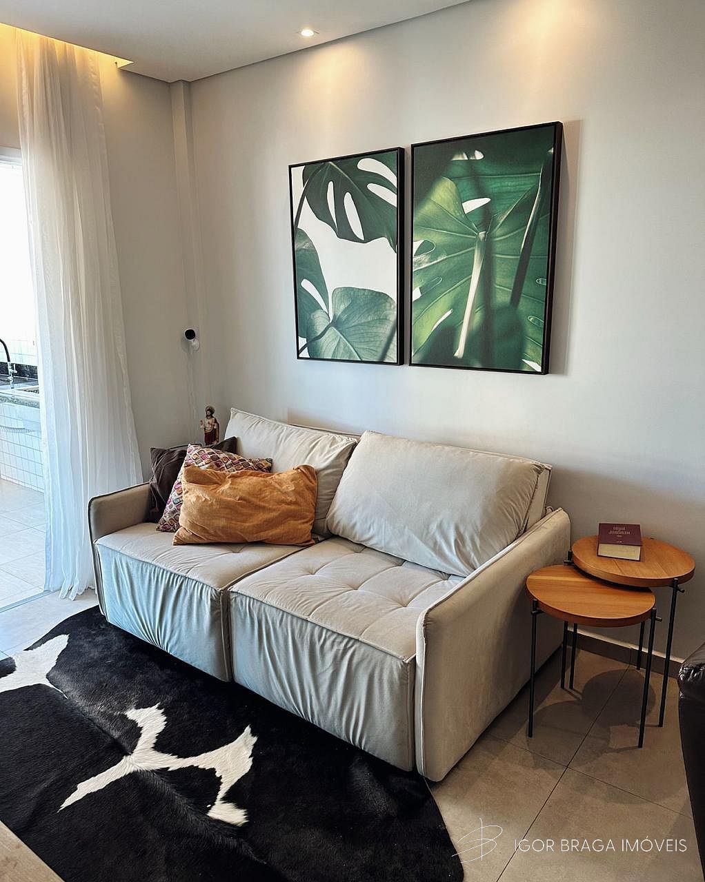 EXCELENTE APARTAMENTO A 700M DO MAR.