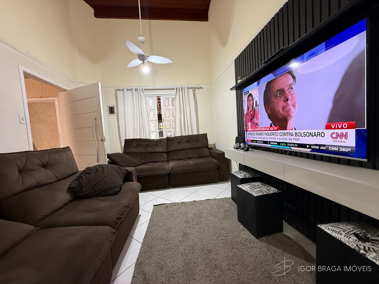 EXCELENTE CASA A 40M DO MAR COM AREA GOURMET