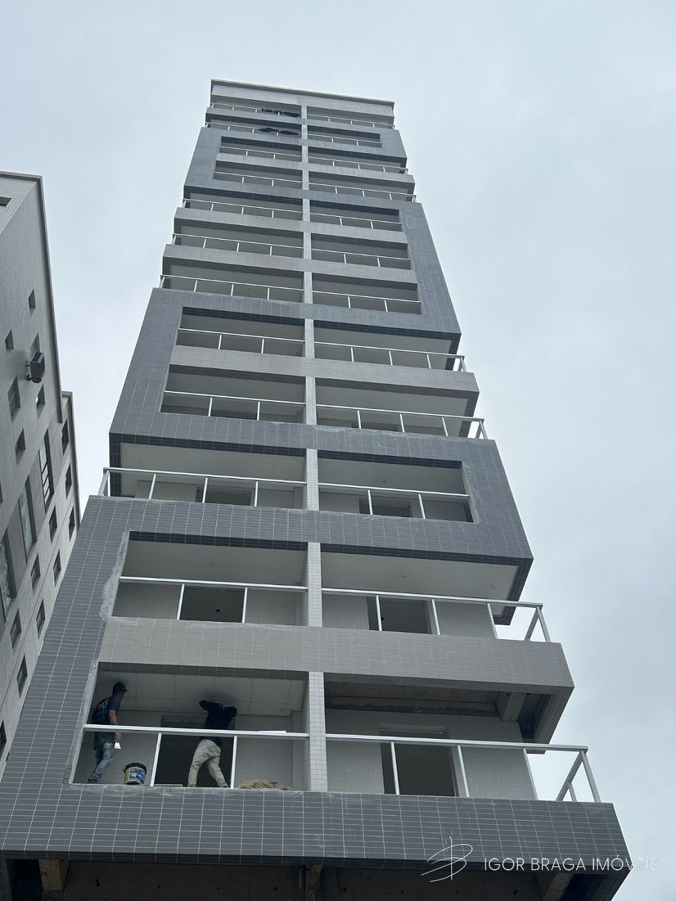 EXCELENTE EMPREENDIMENTO EM CONSTRUÇÃO