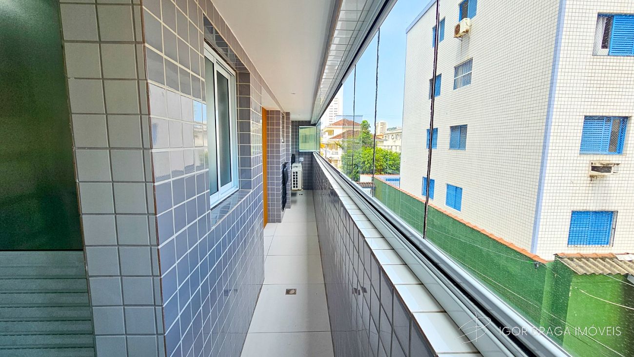 BELÍSSIMO APARTAMENTO A 300M DO MAR E COM AREA DE LAZER COMPLETO