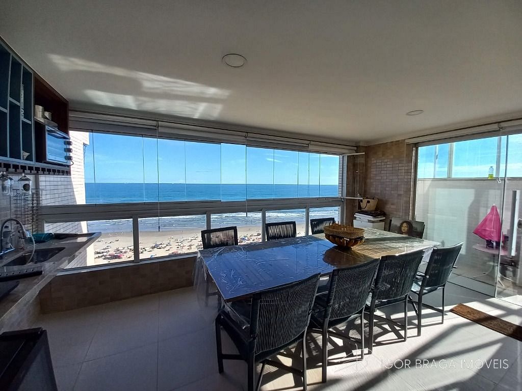 EXCELENTE COBERTURA COM FINO ACABAMENTO E AREA DE LAZER PRIVATIVA