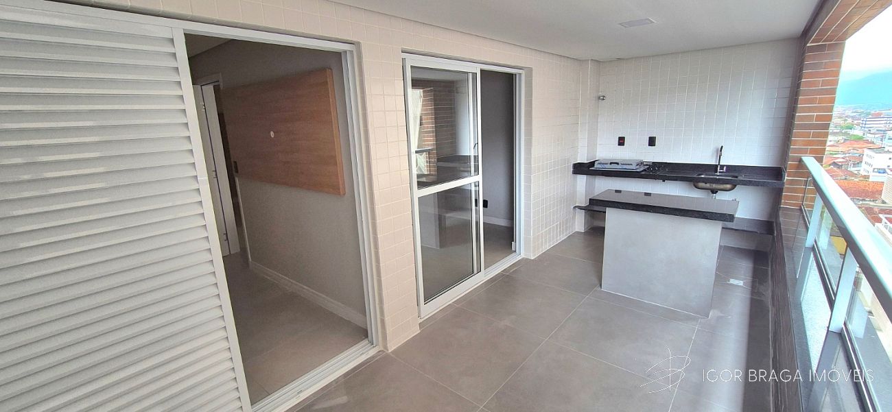 EXCELENTE APARTAMENTO A 500M DO MAR E COM AREA DE LAZER COMPLETO