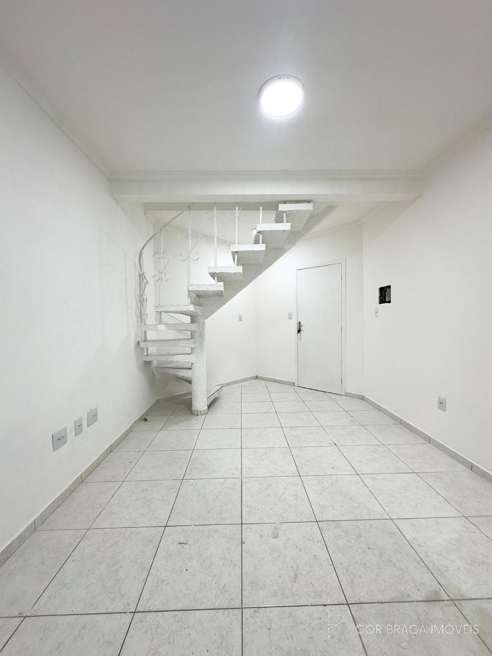 BELÍSSIMA CASA A 500M DO MAR