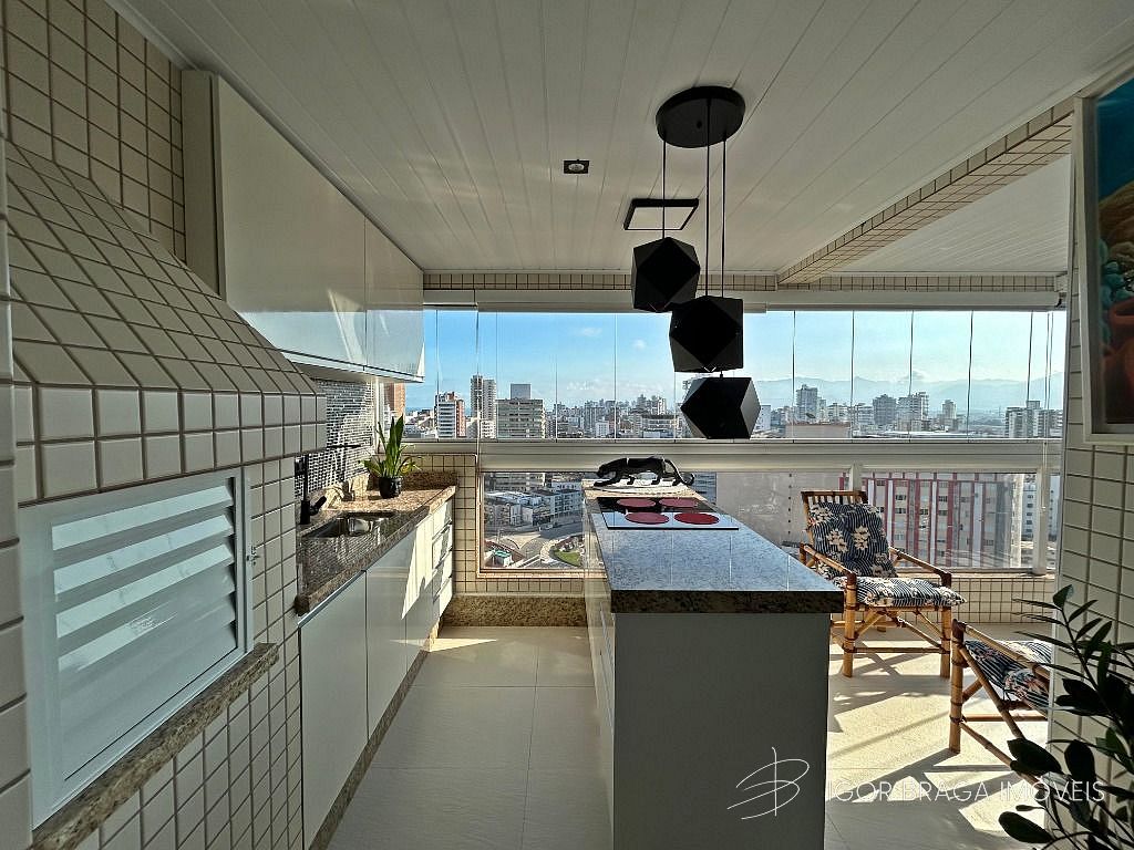 EXCELENTE APARTAMENTO A 400M DO MAR E COM AREA DE LAZER COMPLETO