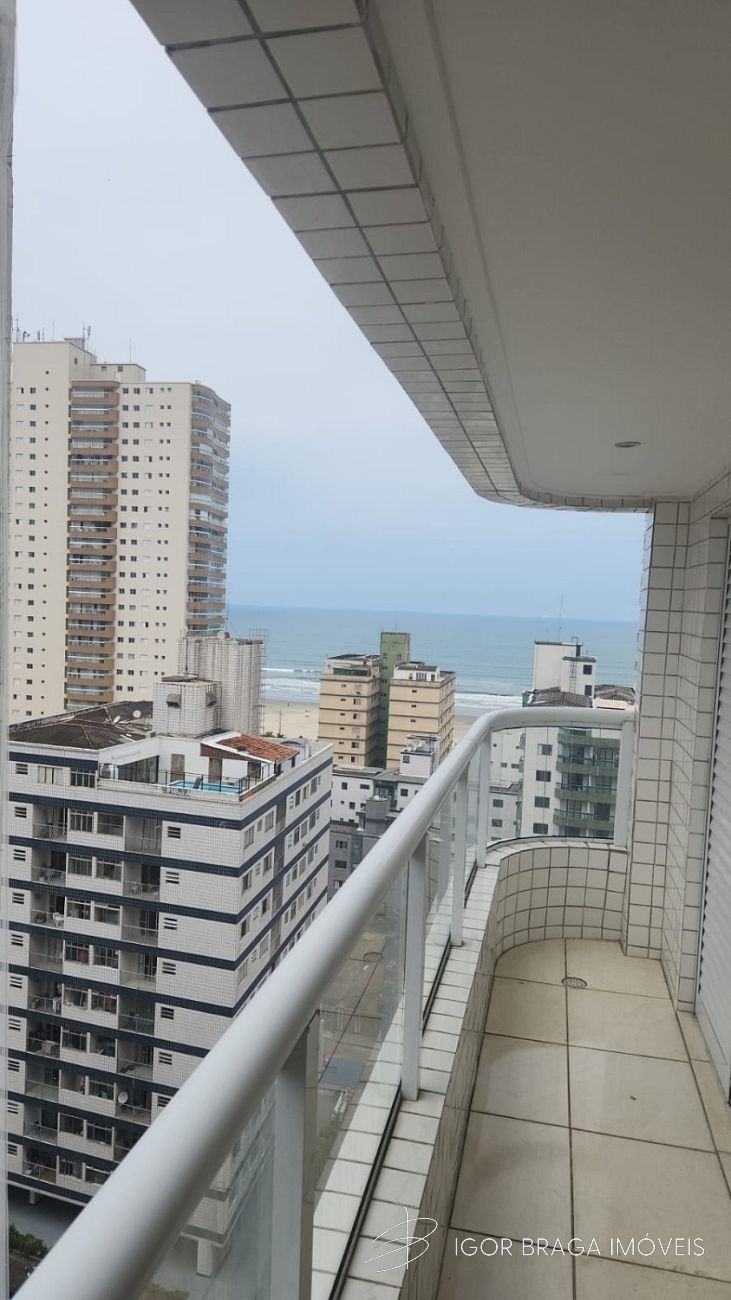 BELÍSSIMO APARTAMENTO, À 250M DO MAR E LAZER COMPLETO