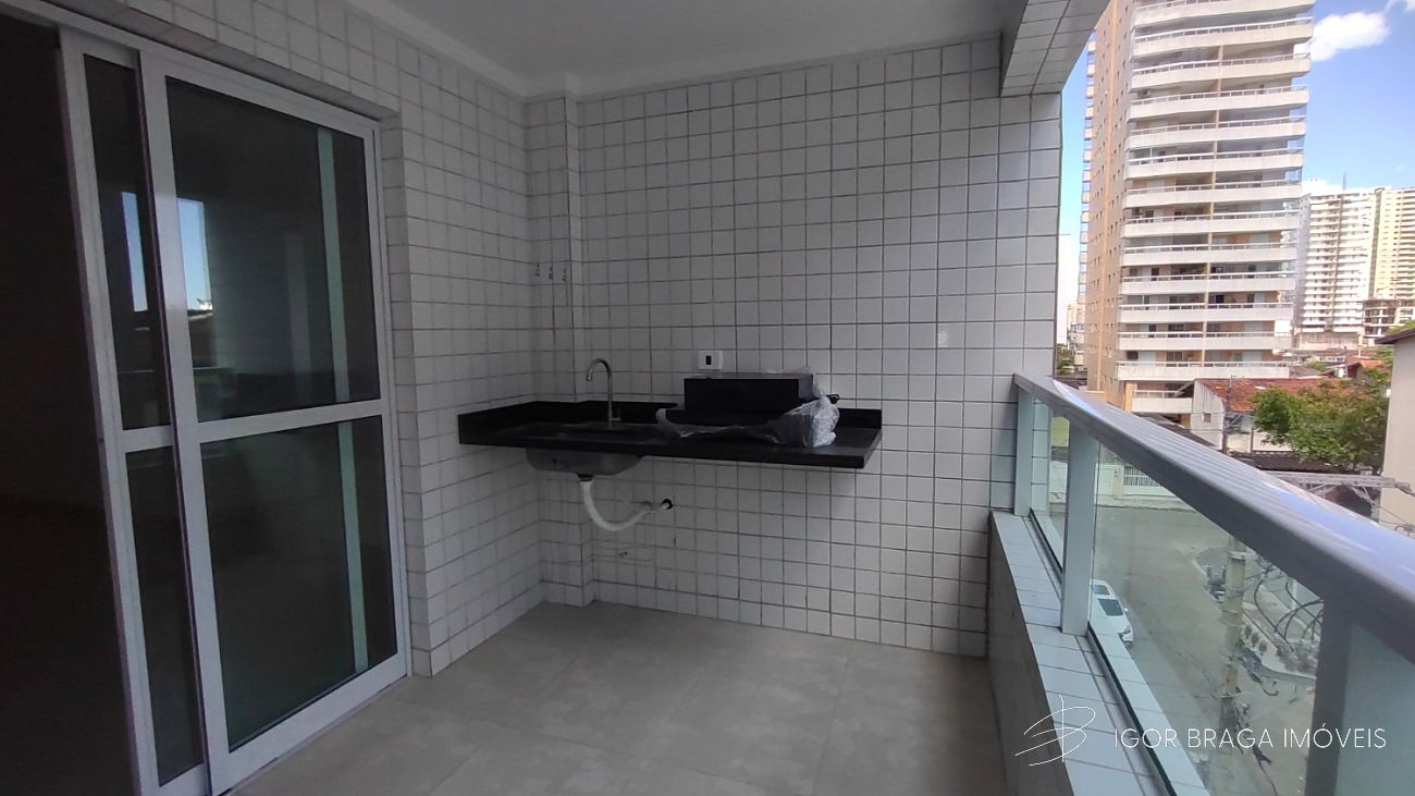 EXCELENTE APARTAMENTO A 250M DO MAR E AREA DE LAZER COMPLETO