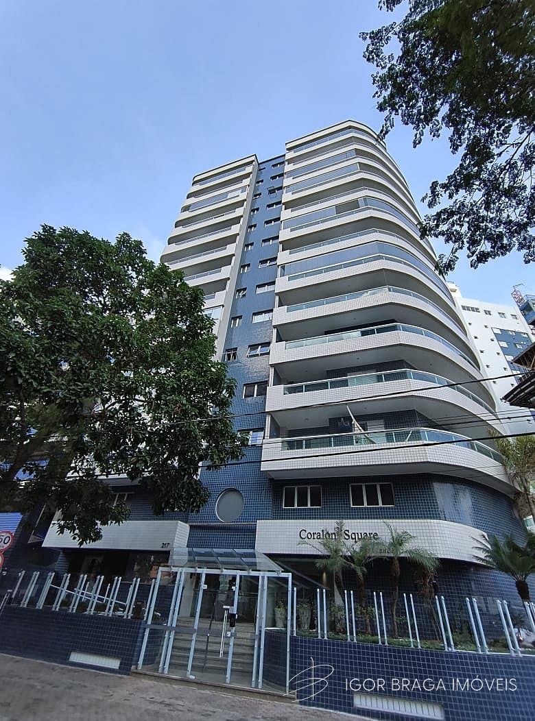 BELÍSSIMO APARTAMENTO, AMPLO, FINO ACABAMENTO À 100M DO MAR