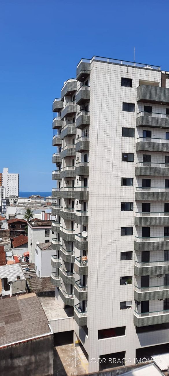 BELÍSSIMO APARTAMENTO, FINO ACABAMENTO À 400M DO MAR