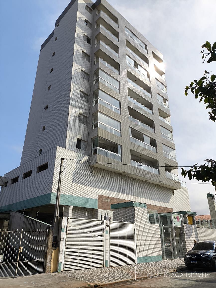 BELÍSSIMO APARATAMENTO, AMPLO E ÁREA DE LAZER