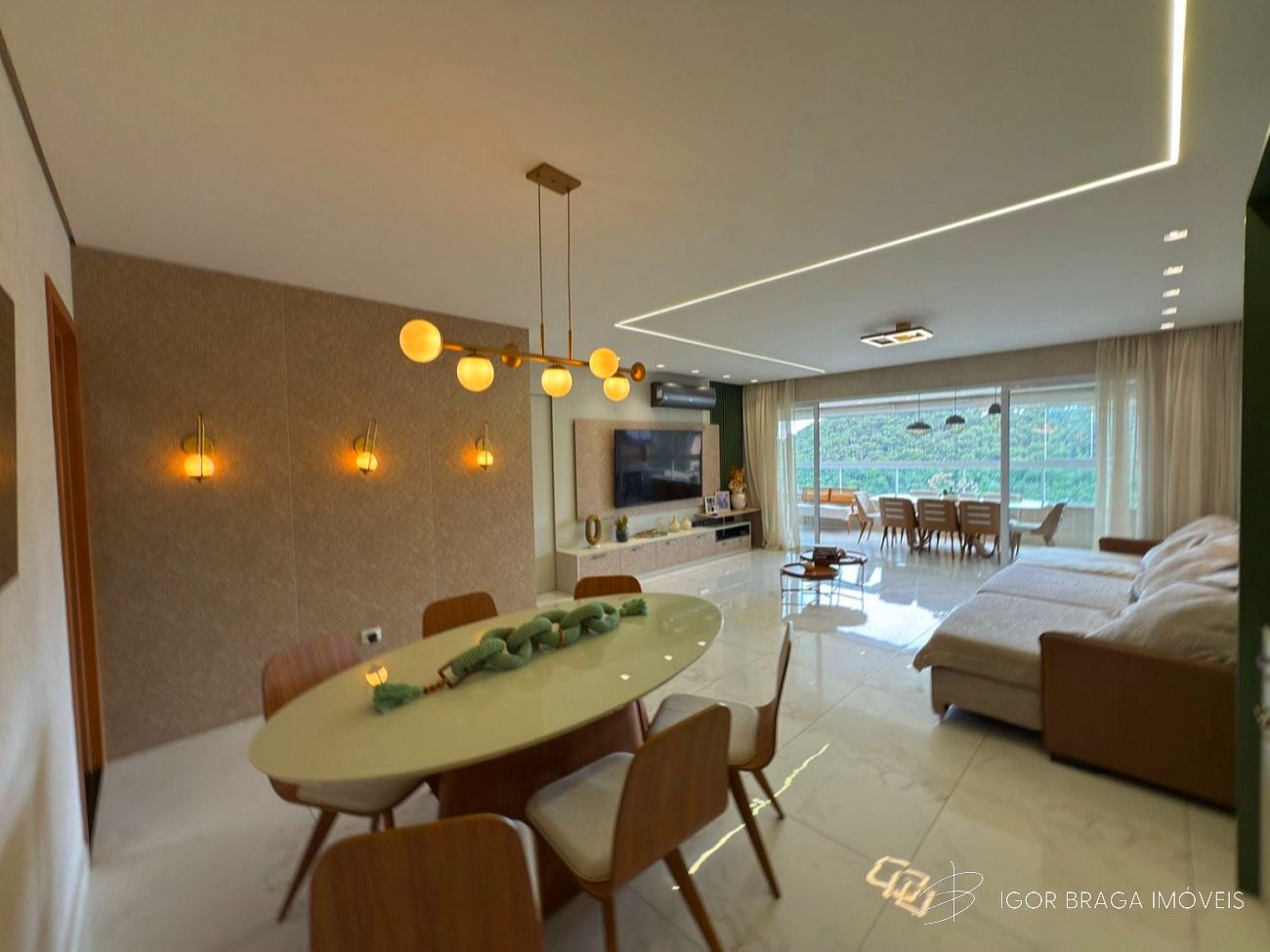 EXCELENTE APARTAMENTO A 300M DO MAR E COM ÁREA DE LAZER COMPLETA