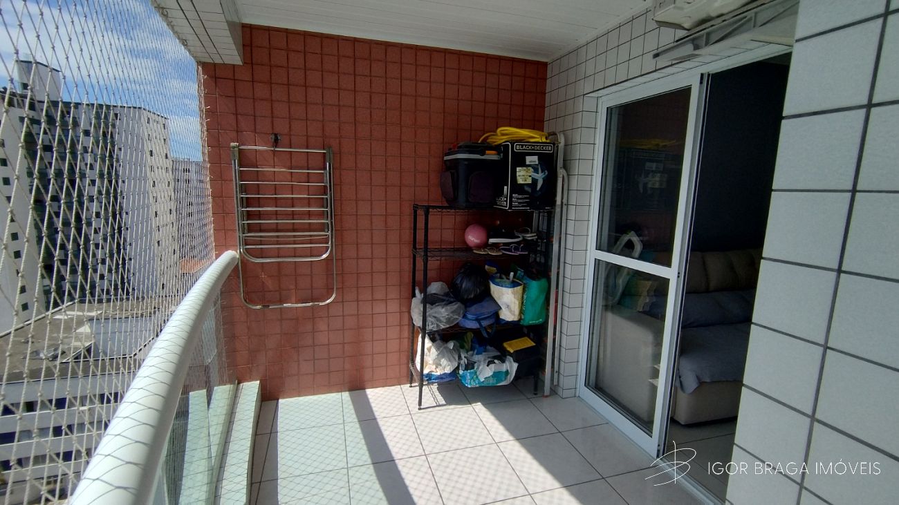 EXCELENTE APARTAMENTO A 500M DO MAR E COM ÁREA DE LAZER COMPLETA!