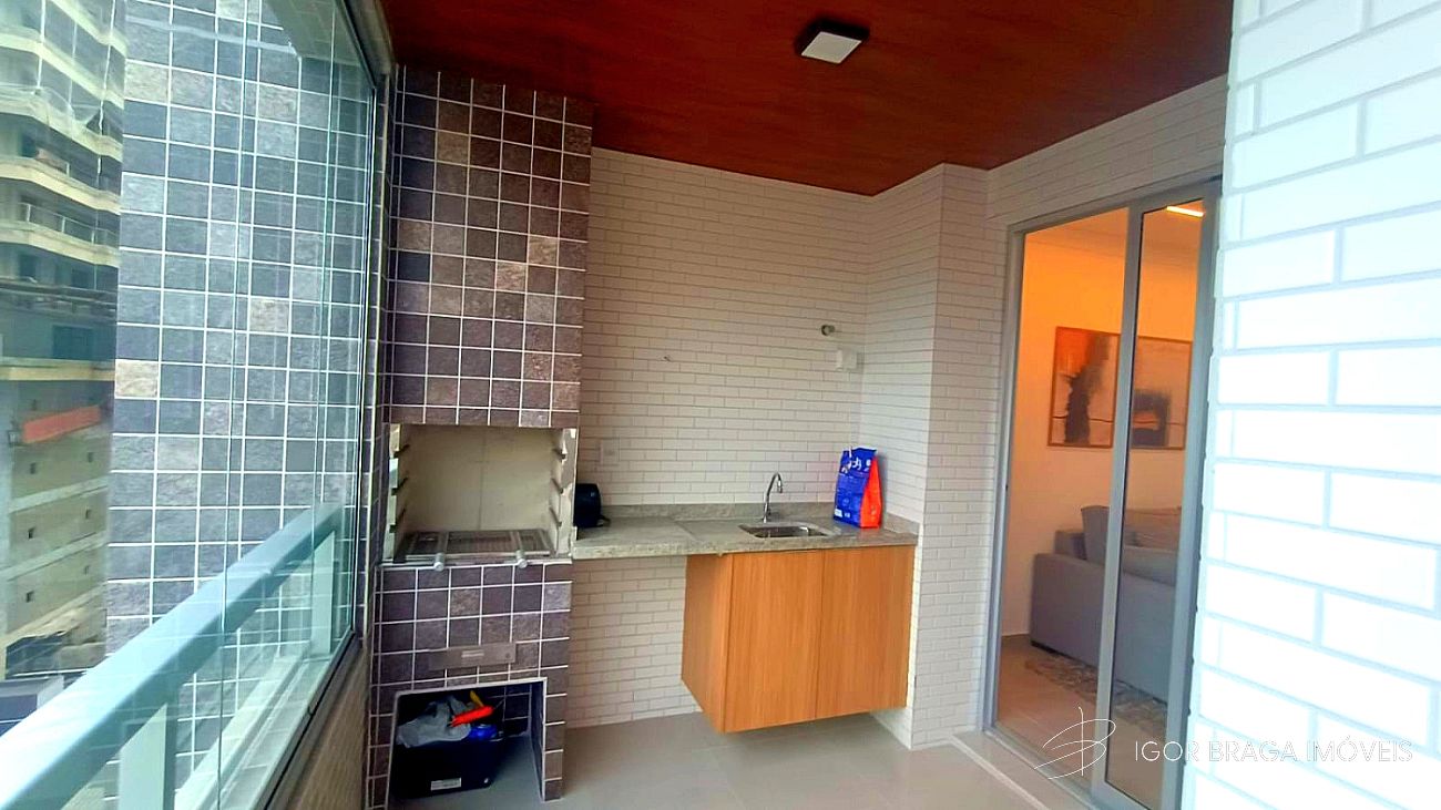 EXCELENTE APARTAMENTO, À 550M DO MAR E LAZER COMPLETO