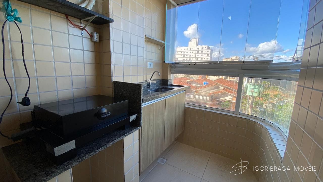 EXCELENTE APARTAMENTO A 50M DO MAR E COM ÁREA DE LAZER COMPLETA