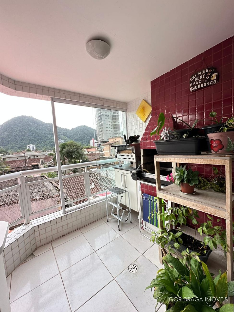 BELÍSSIMO APARTAMENTO, À 450M DO MAR E LAZER COMPLETO