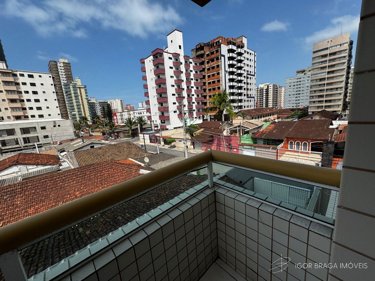 INCRÍVEL APARTAMENTO Á 500M DO MAR COM LAZER COMPLETO