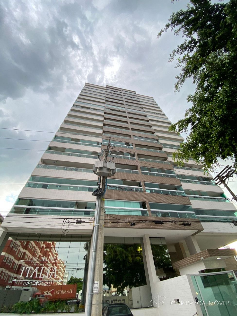 INCRÍVEL APARTAMENTO Á 100M DO MAR COM LAZER COMPLETO