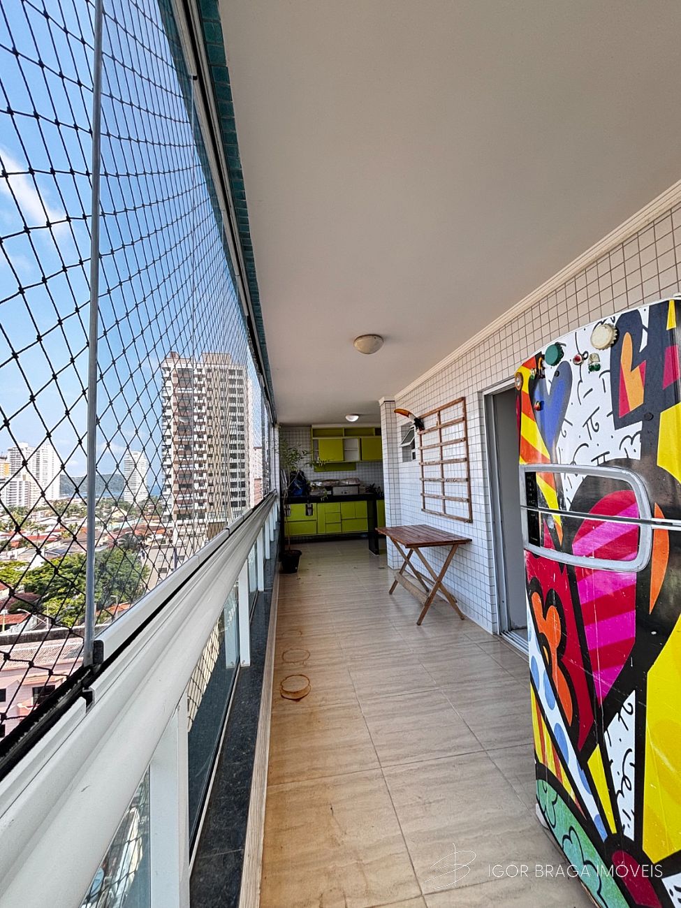 EXCELENTE APARTAMENTO, À 600M DO MAR E LAZER COMPLETO