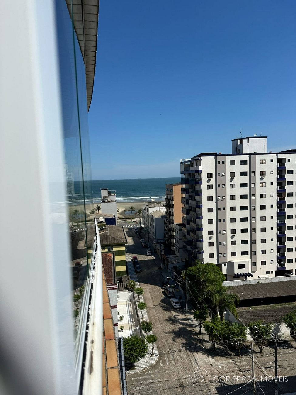 INCRÍVEL APARTAMENTO Á 180M DO MAR COM LAZER COMPLETO