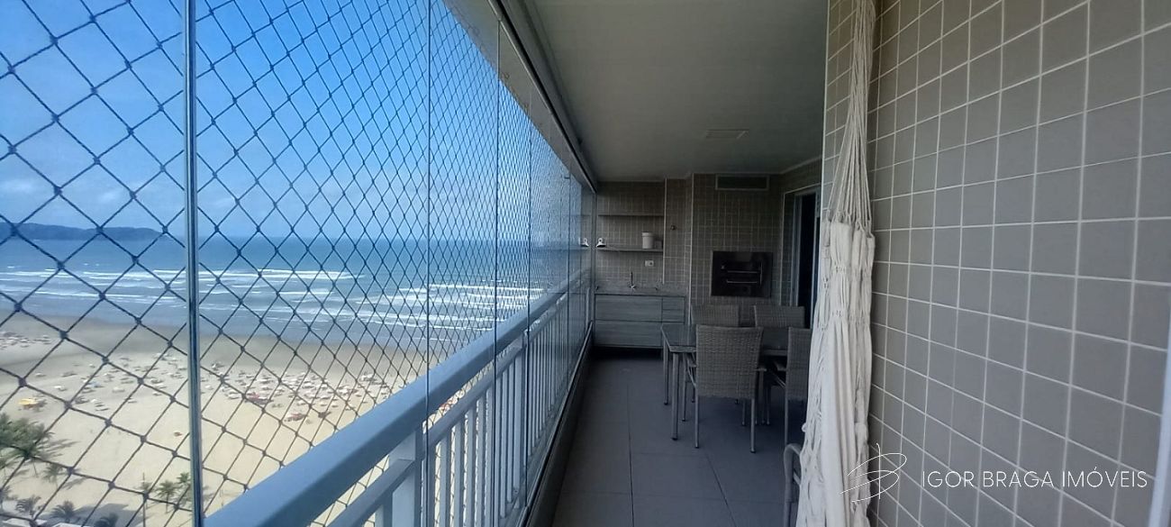 EXCELENTE APARTAMENTO, À 10M DO MAR E LAZER COMPLETO