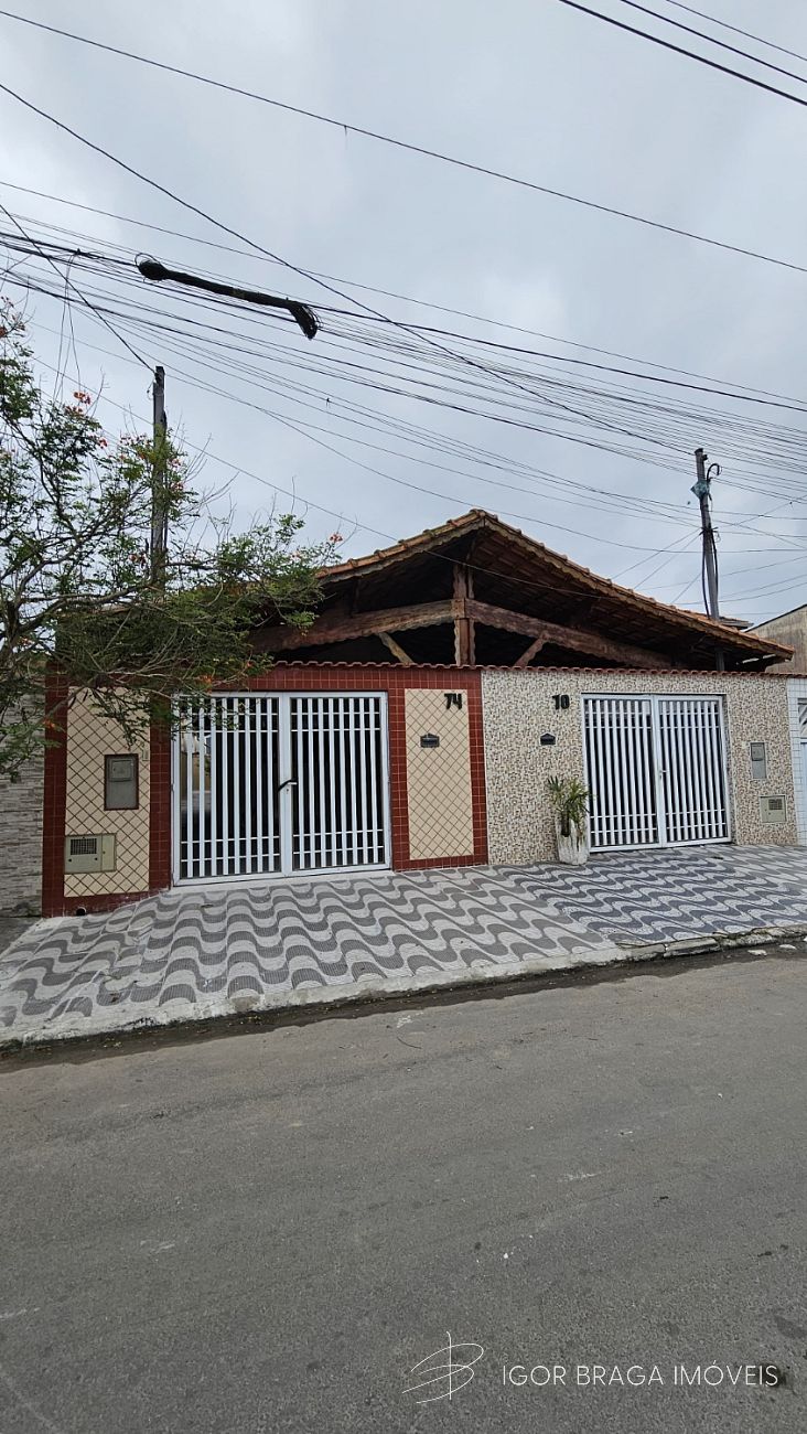 BELÍSSIMA CASA, FINO ACABAMENTO