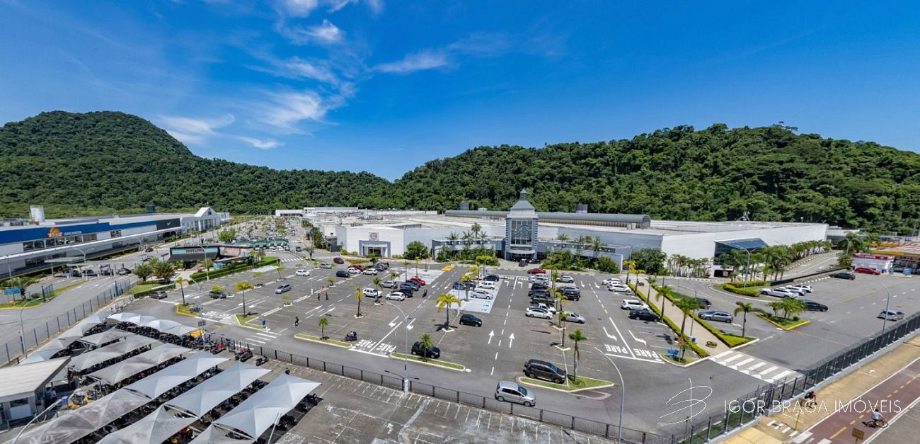 BELISSIMA LOJA COMERCIAL, BEM LOCALIZADA