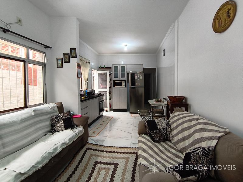 EXCELENTE CASA, AMPLA E FINO ACABAMENTO 1