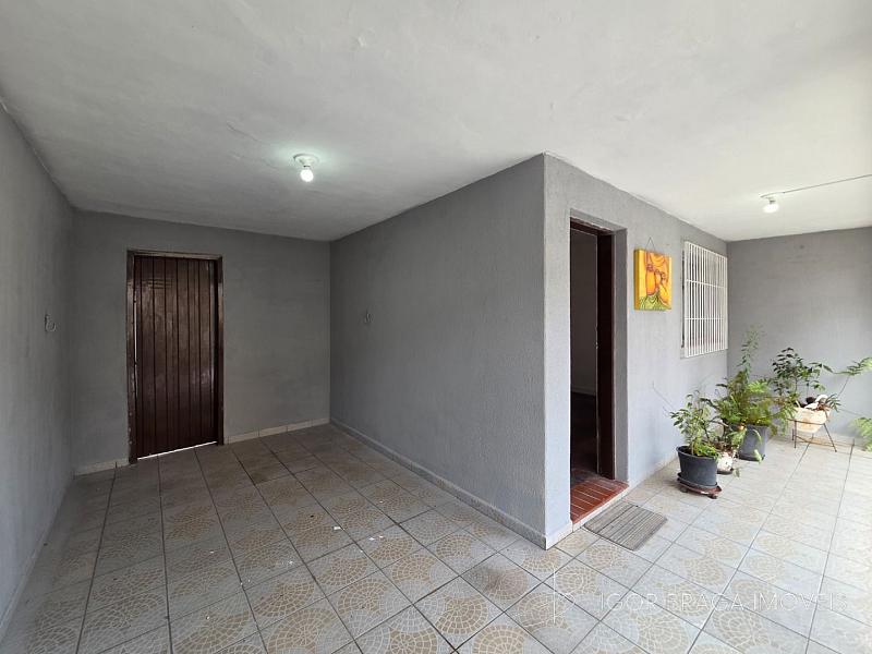EXCELENTE CASA, AMPLA E FINO ACABAMENTO 1