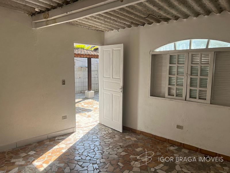 EXCELENTE CASA, AMPLA E FINO ACABAMENTO 1
