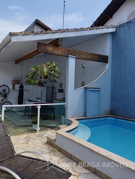 CASA TERREA DE ALTO PADR�O 1