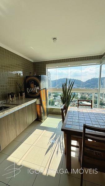 BEL�SSIMO APARTAMENTO COM ACABAMENTO FINO E LAZER COMPLETO 1