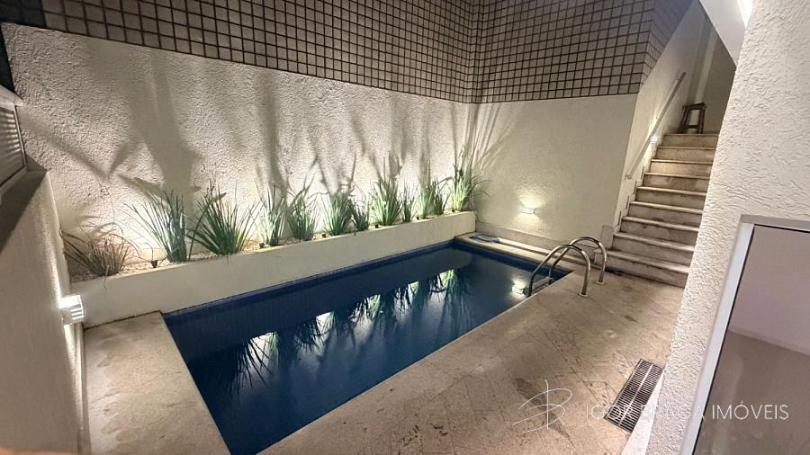 BEL�SSIMO APARTAMENTO, FINO ACABAMENTO � 500M DO MAR 1