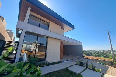 Casa em Condomínio com 3 quartos à venda, 200m², 4 banheiros, 4 garagens - Condomínio Vista Jardim - Nova Odessa