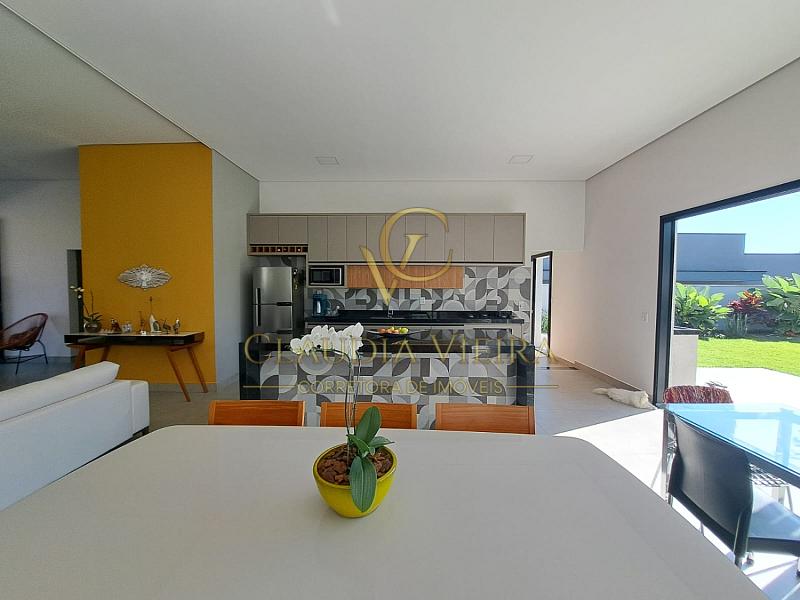 Casa em Condomínio com 3 quartos à venda, 164m², 3 banheiros, 4 garagens - Parque Fortaleza - Nova Odessa — foto 5