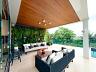 Casa com Tr�s Pavimentos no Alphaville Jacuhy 9