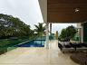 Casa com Tr�s Pavimentos no Alphaville Jacuhy 14