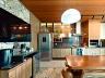 Casa com Tr�s Pavimentos no Alphaville Jacuhy 8