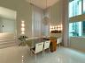 Casa com Tr�s Pavimentos no Alphaville Jacuhy 22