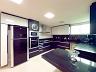 Casa com Tr�s Pavimentos no Alphaville Jacuhy 36