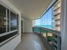 Apartamento com 3 quartos sendo 1 su�te em Itaparica - Pr�dio de frente para o mar com lazer clube 13