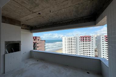 EXCELENTE APARTAMENTO, AMPLO E LAZER COMPLETO